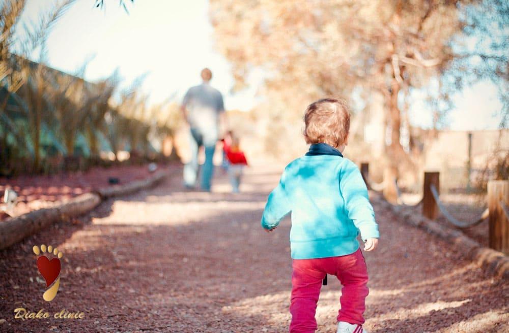 دیر راهرفتن کودک دلایل مختلفی دارد