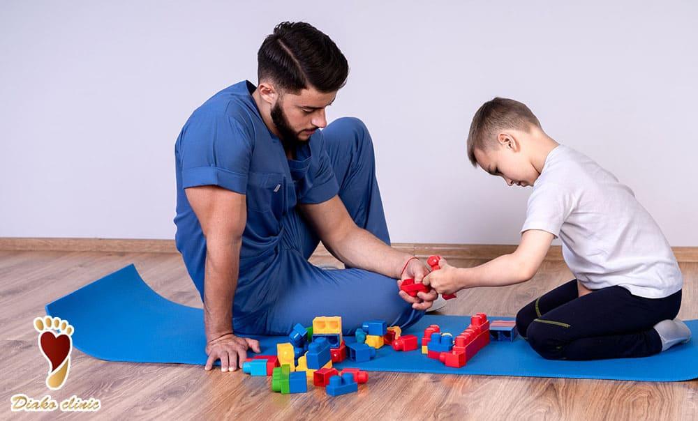 کاردرمانی برای ضعف عضلات در کودکان 